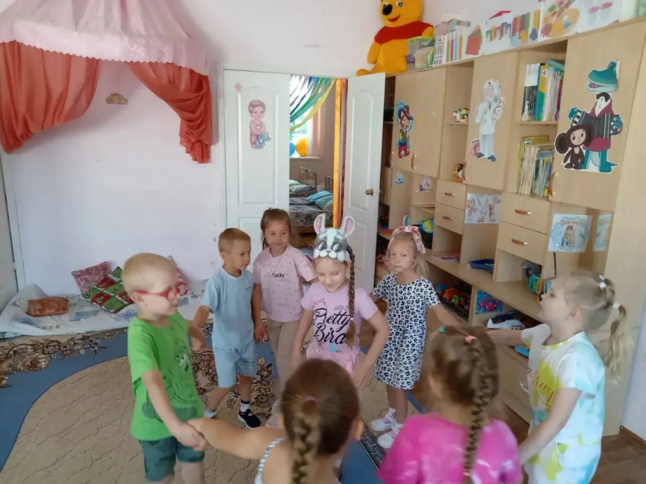 Театрализованная деятельность занимает особое место в системе дошкольного воспитания, и...