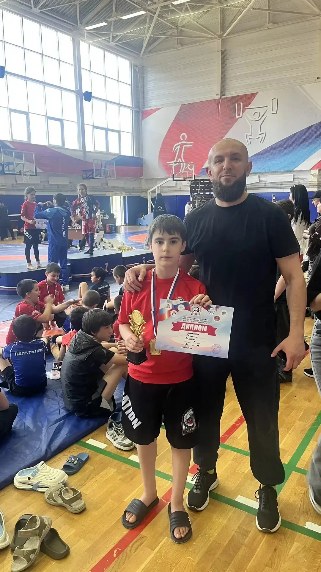 ПОЗДРАВЛЯЕМ 🏆🇷🇺 

Вчера в Кисловодске прошли соревнования, посвящённые Дню России, — «Спортивная 
