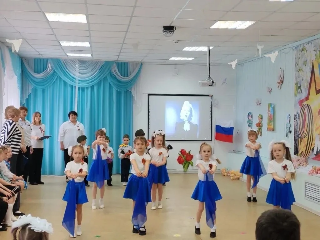 🎗 Торжественное мероприятие ко Дню Победы в Центре развития ребёнка — детский сад № 215  В детском с