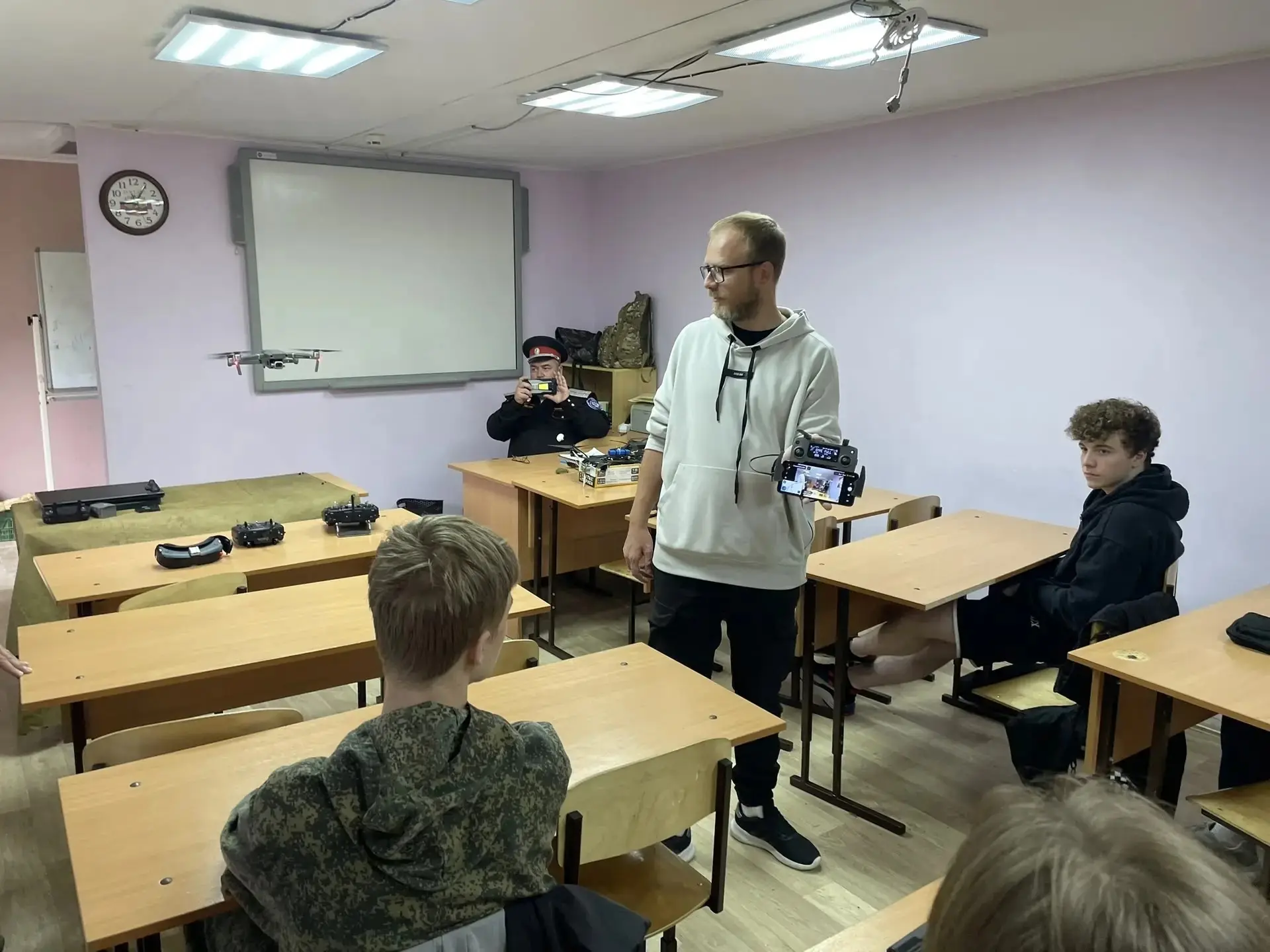 Учебные сборы для 10-х классов: теория мужества и практика защиты  С 18 по 22 мая на базе МОБУ Лицея