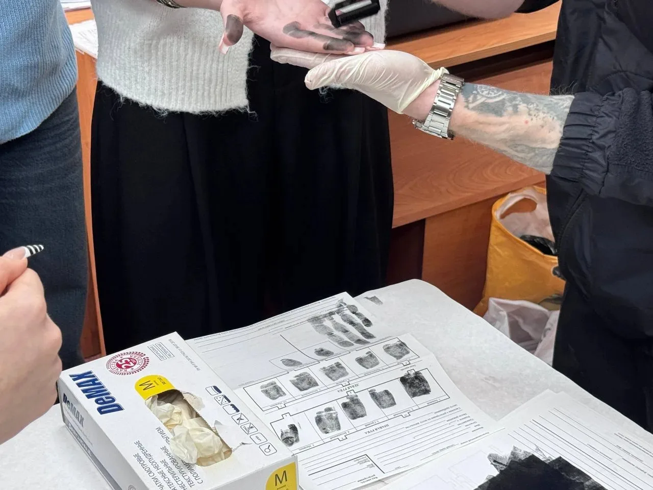 📌Учащиеся 11 б класса познакомились с профессией криминалиста🔍. Интересное практическое занятие пров