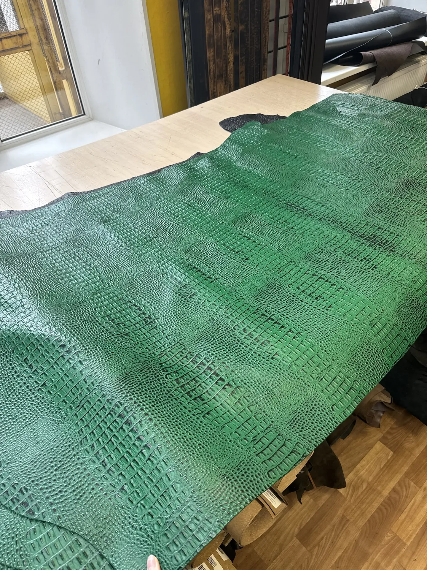 Получили новый цвет каймана негатив - зеленый 💚
