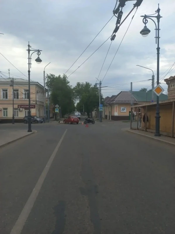 В Оренбурге в центре города дорогу не поделили две легковушки и мотоцикл

В дорожно-транспортном про