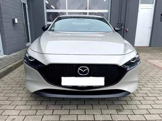 🚘 Автомобиль в наличии у дилера и может стать Вашим!