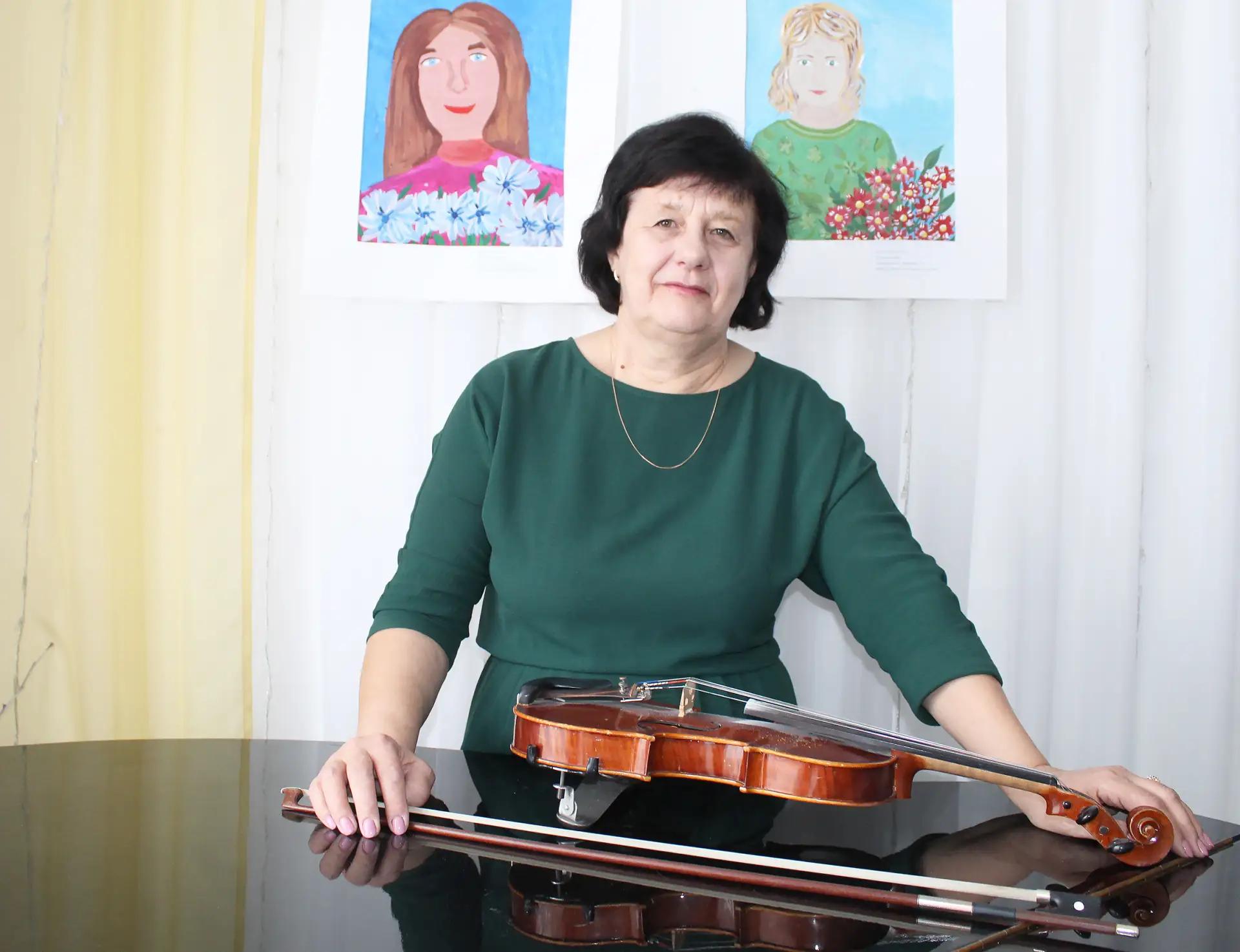 Скрипач на сцене, милый мой скрипач…