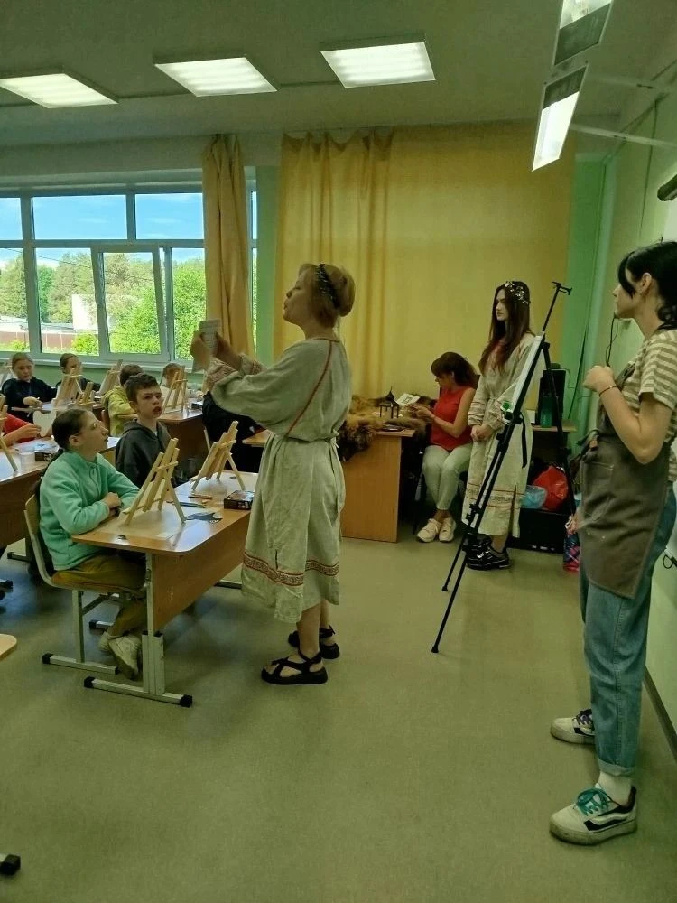 А вы когда-нибудь мечтали быть художником?
Ребята приняли участие в творческом мастер-классе с элеме