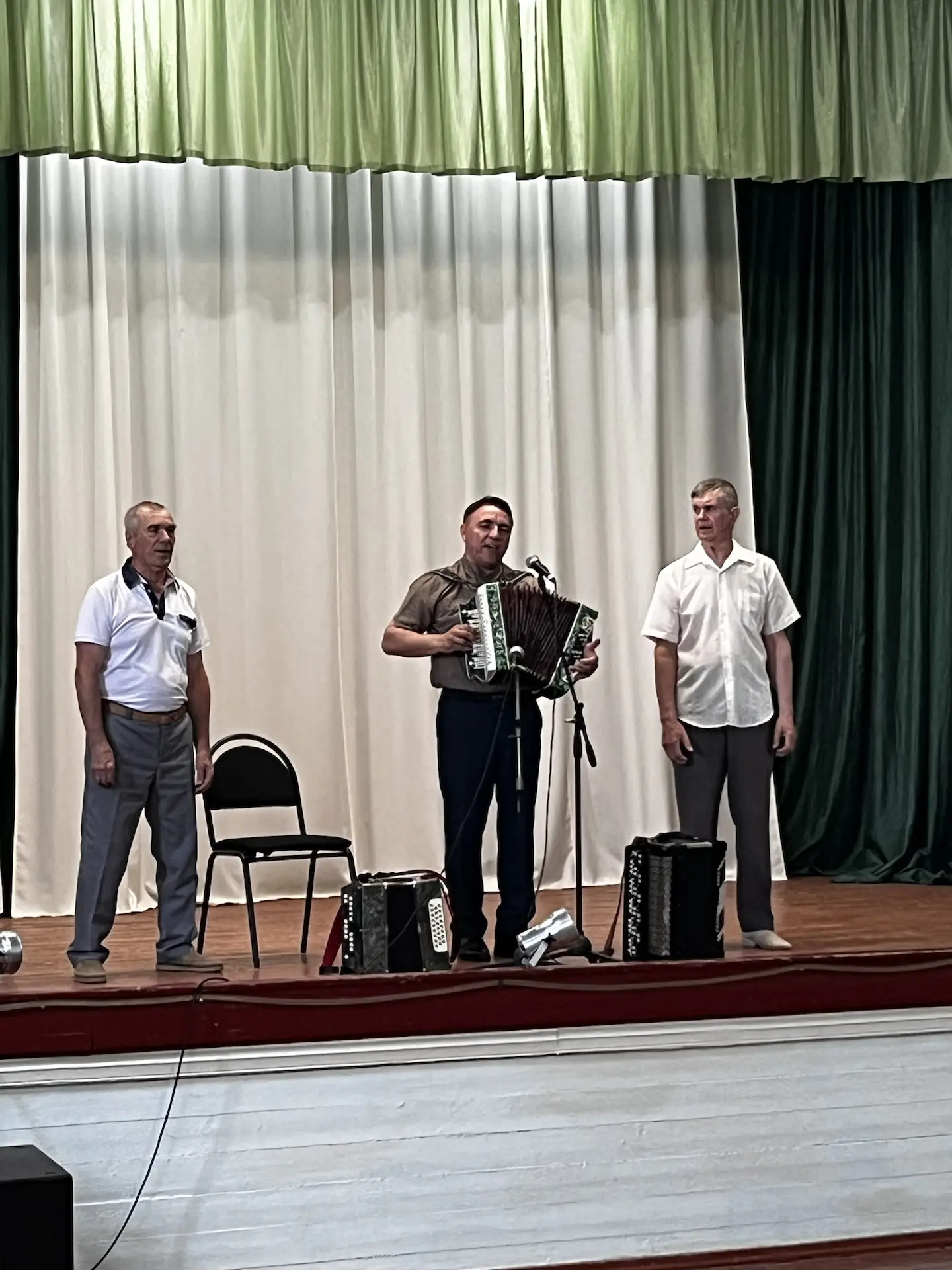 23 мая в Белогорском СДК состоялся благотворительный концерт, в котором приняли участие...