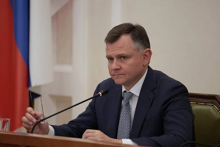 Ураган обошелся слишком дорого: в Ростове, Новочеркасске, Азовском и Волгодонском районах ввели режи