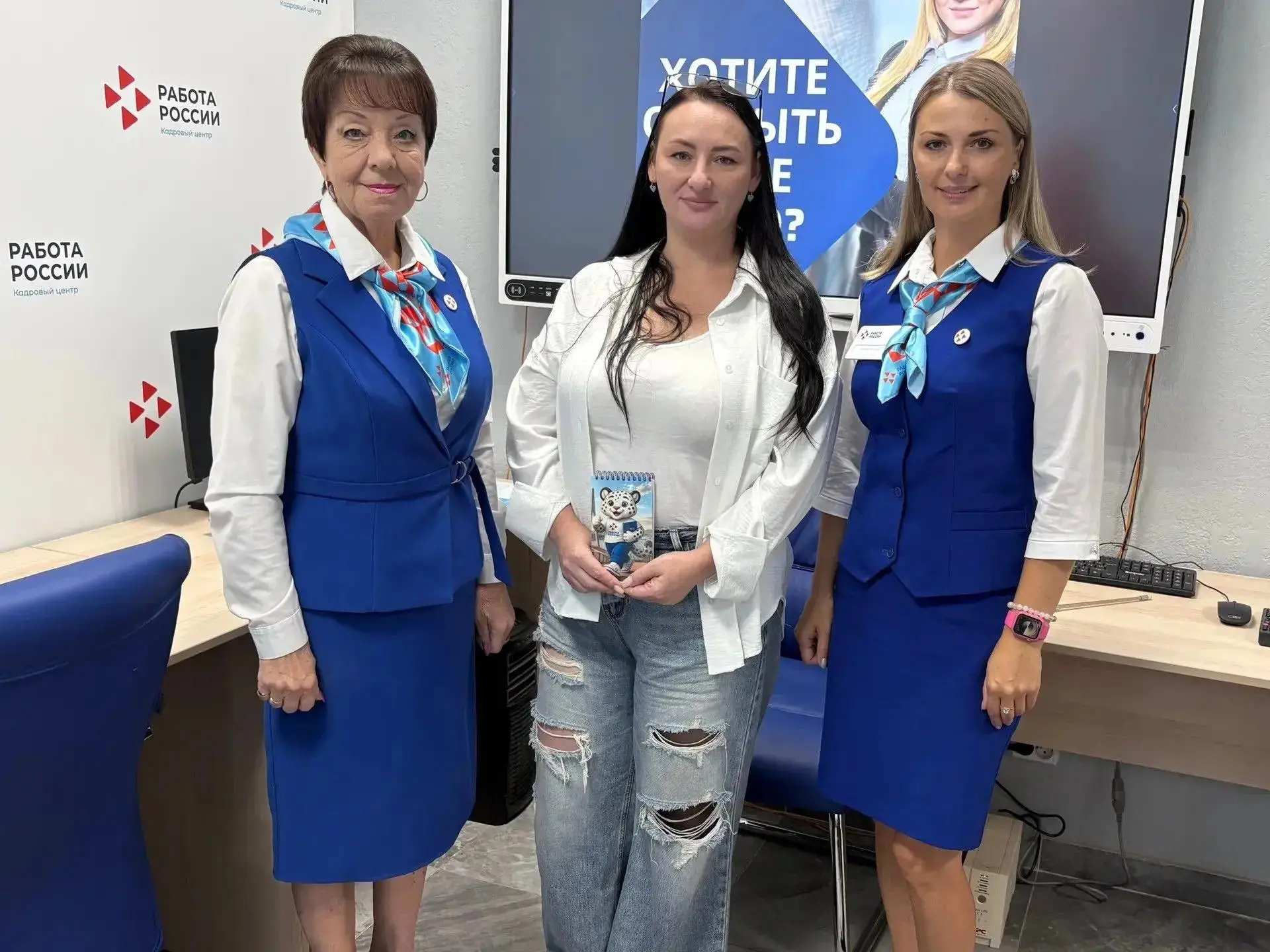Вдова участника СВО из Приморья открыла собственную студию маникюра благодаря поддержке...