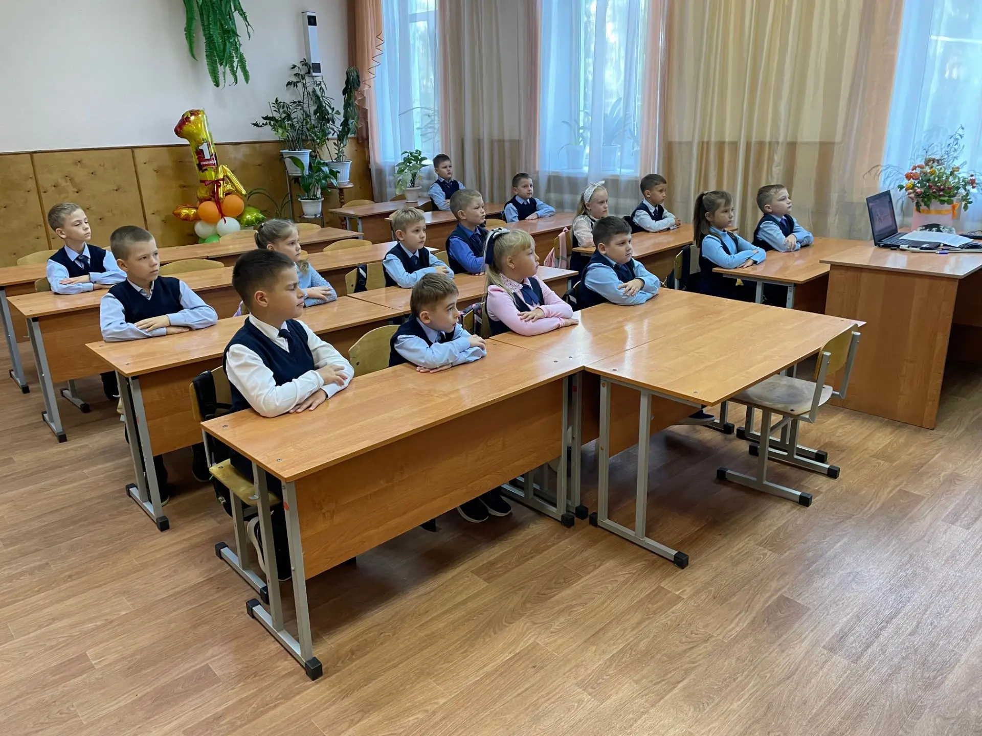 В понедельник, 7 сентября 2026 года, в 1 «а» классе МБОУ «Комсомольская СОШ №1», состоя...