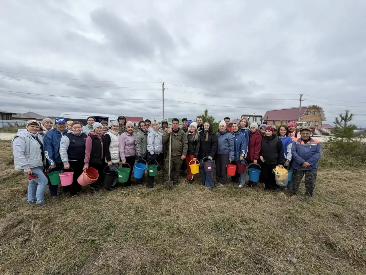 ✨ Продолжаем наводить порядок в районе!