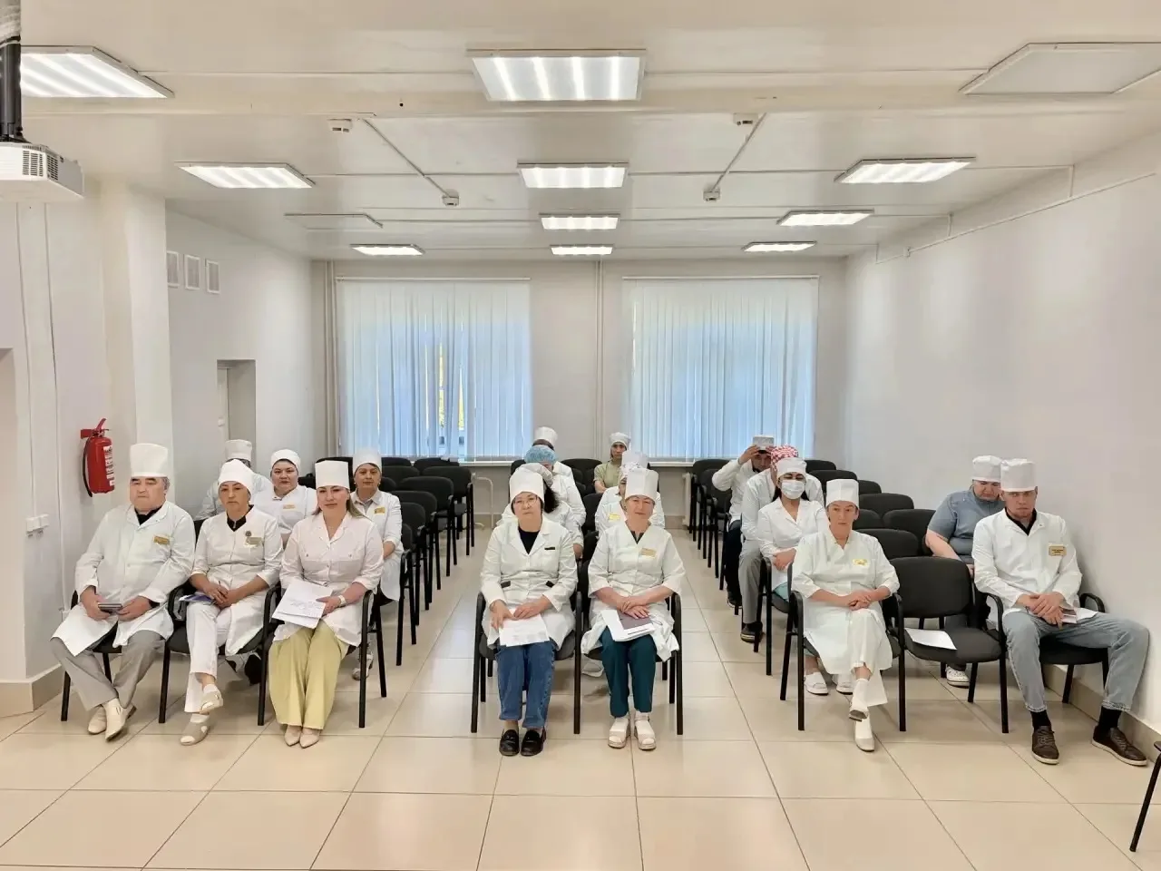 1 июня главный врач Бакалинской ЦРБ Гиздатуллин Забир Саримович провёл еженедельное опе...