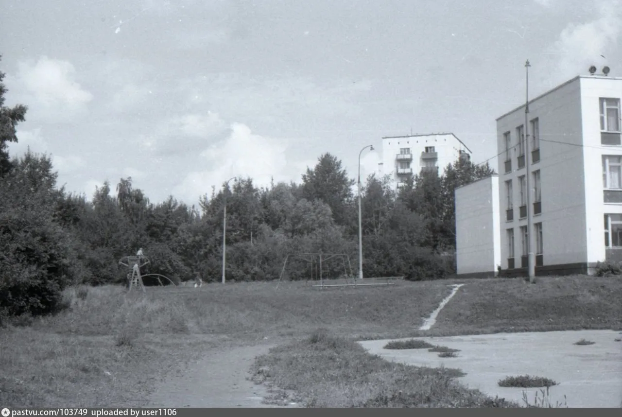 Угол школы 234