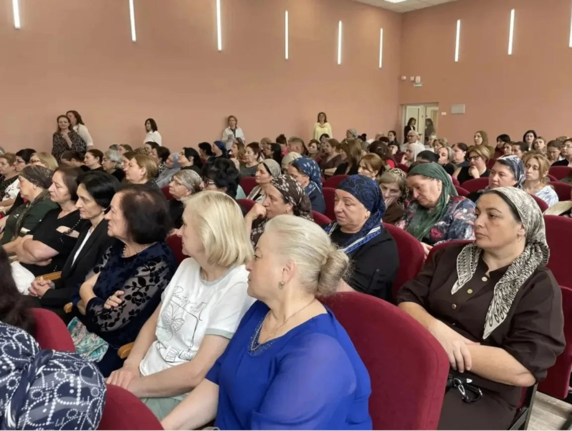 Цифровизация в действии: наши педагоги осваивают «ТОР»!