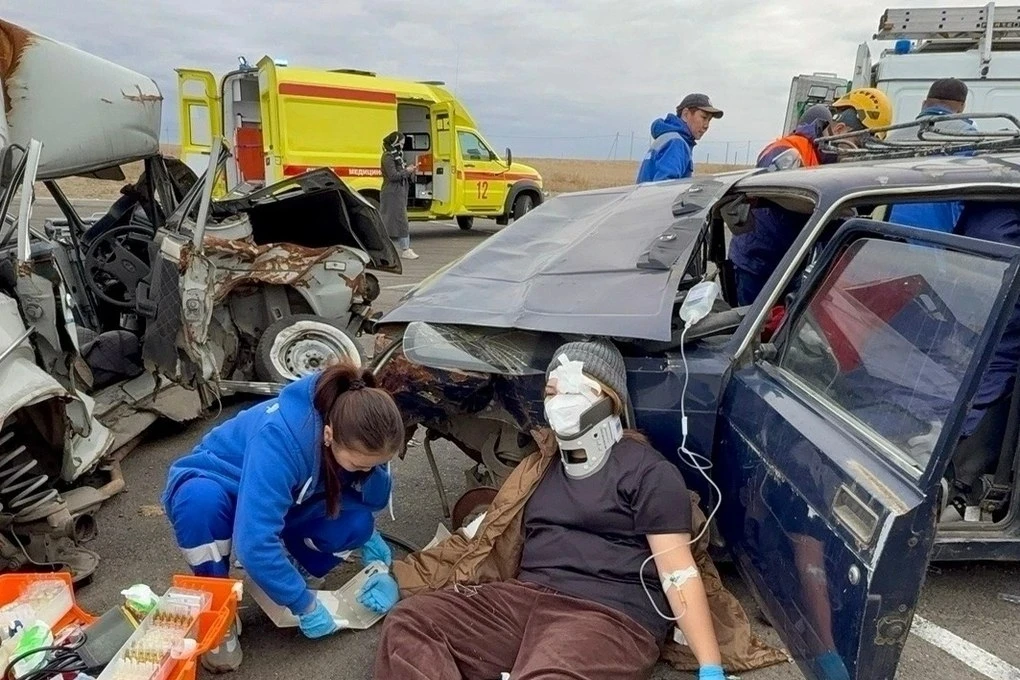 В Туве отработали навыки спасения при крупных авариях