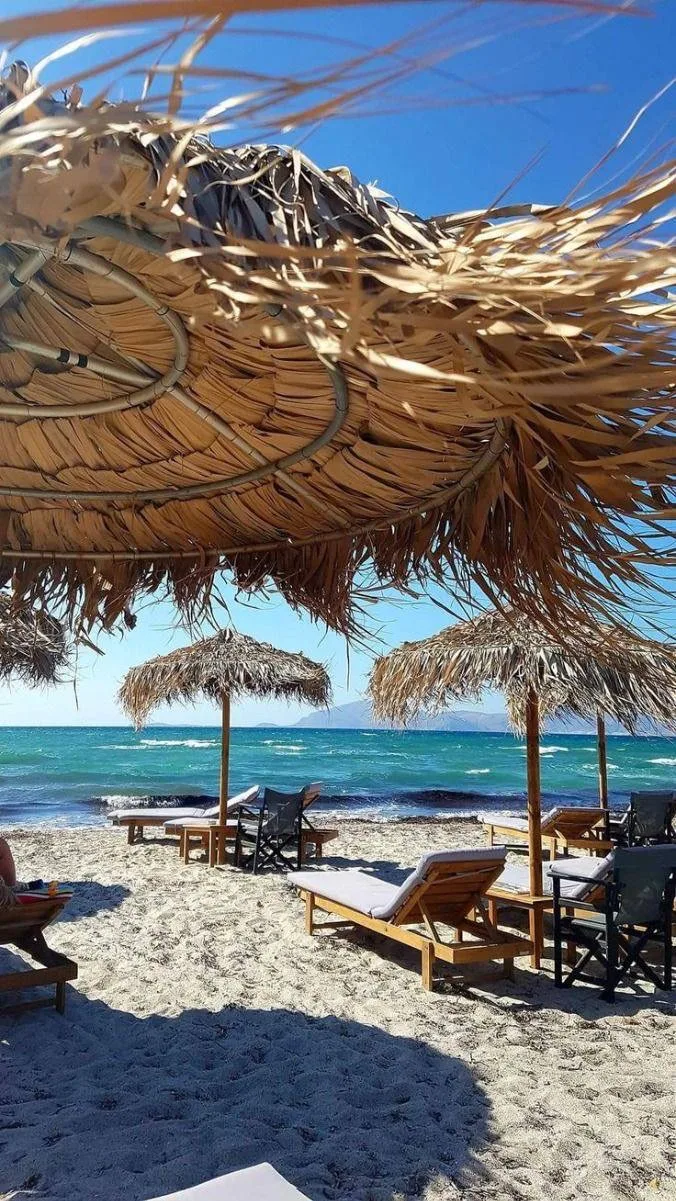 🌴 Египет зовёт! Море, солнце и отдых, который запомнится надолго! ☀️🐠

Мечтаете продлить лето? Тог