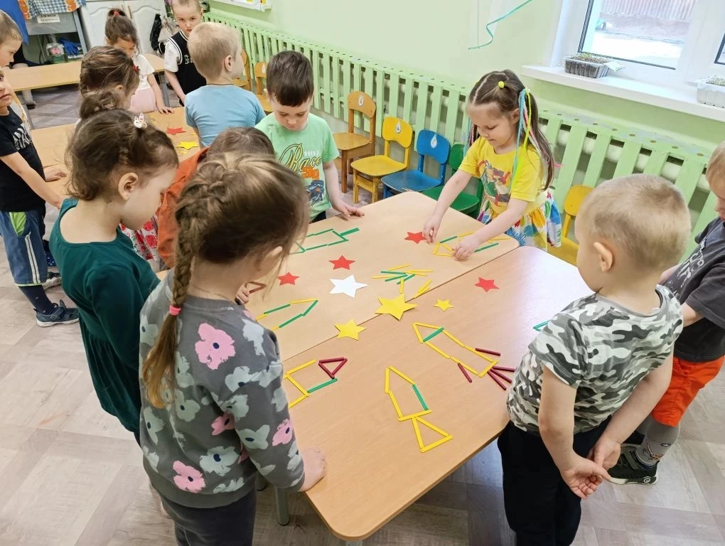 Всю неделю в ️"Центре развития ребенка - детский сад Звёздочка" группа "Капельки" путешествовали по 
