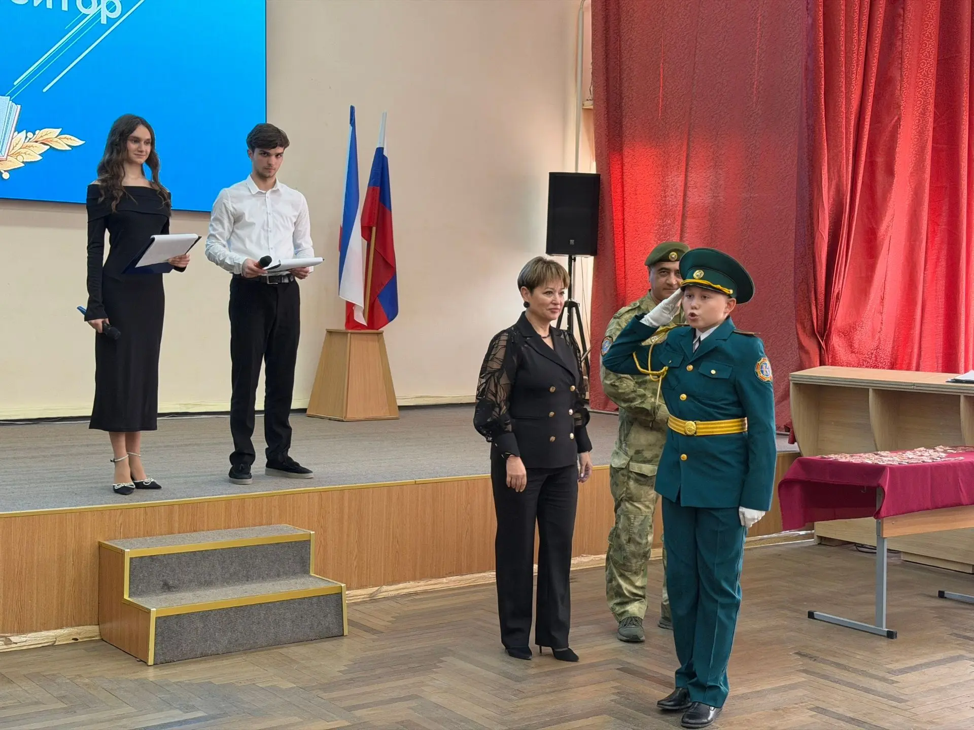 В стенах нашей школы прошла торжественная церемония, посвященная награждению кадет. Это событие стал