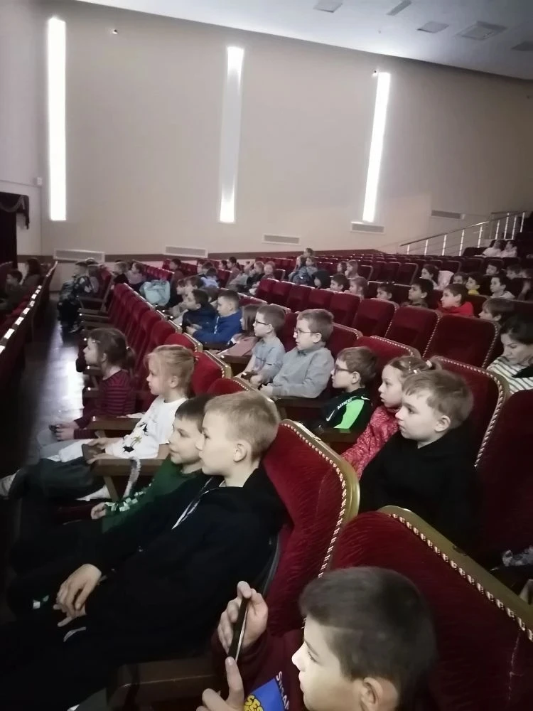 📽30 марта ребята из 2 "А" класса приняли участие в киноакции "Весенняя кинокапель". С большим удовол