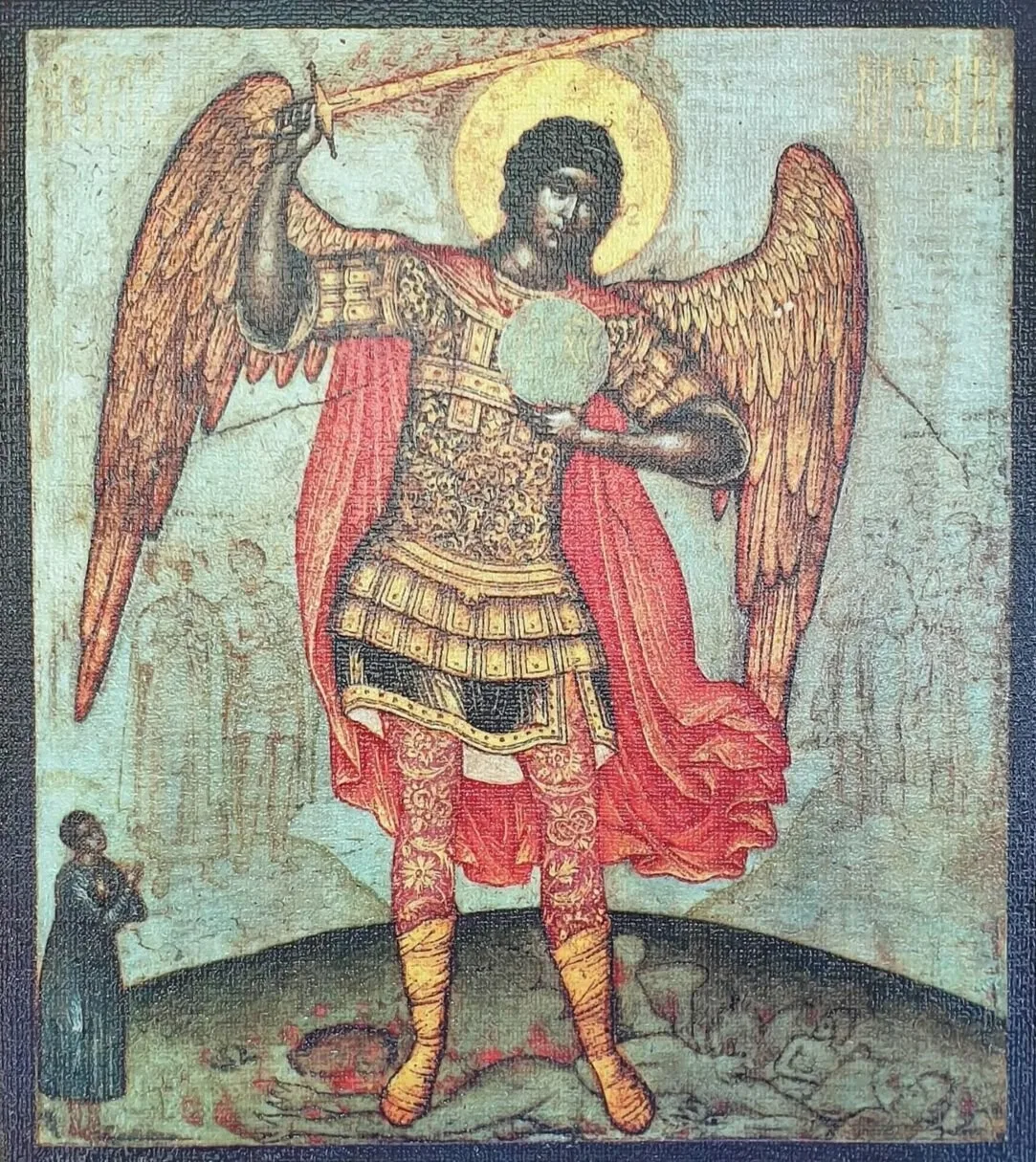 Перед иконой