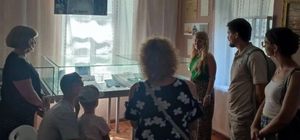 В Мемориальном доме-музее П. П. Шмидта сотрудники музея представили новую выставку, пос...
