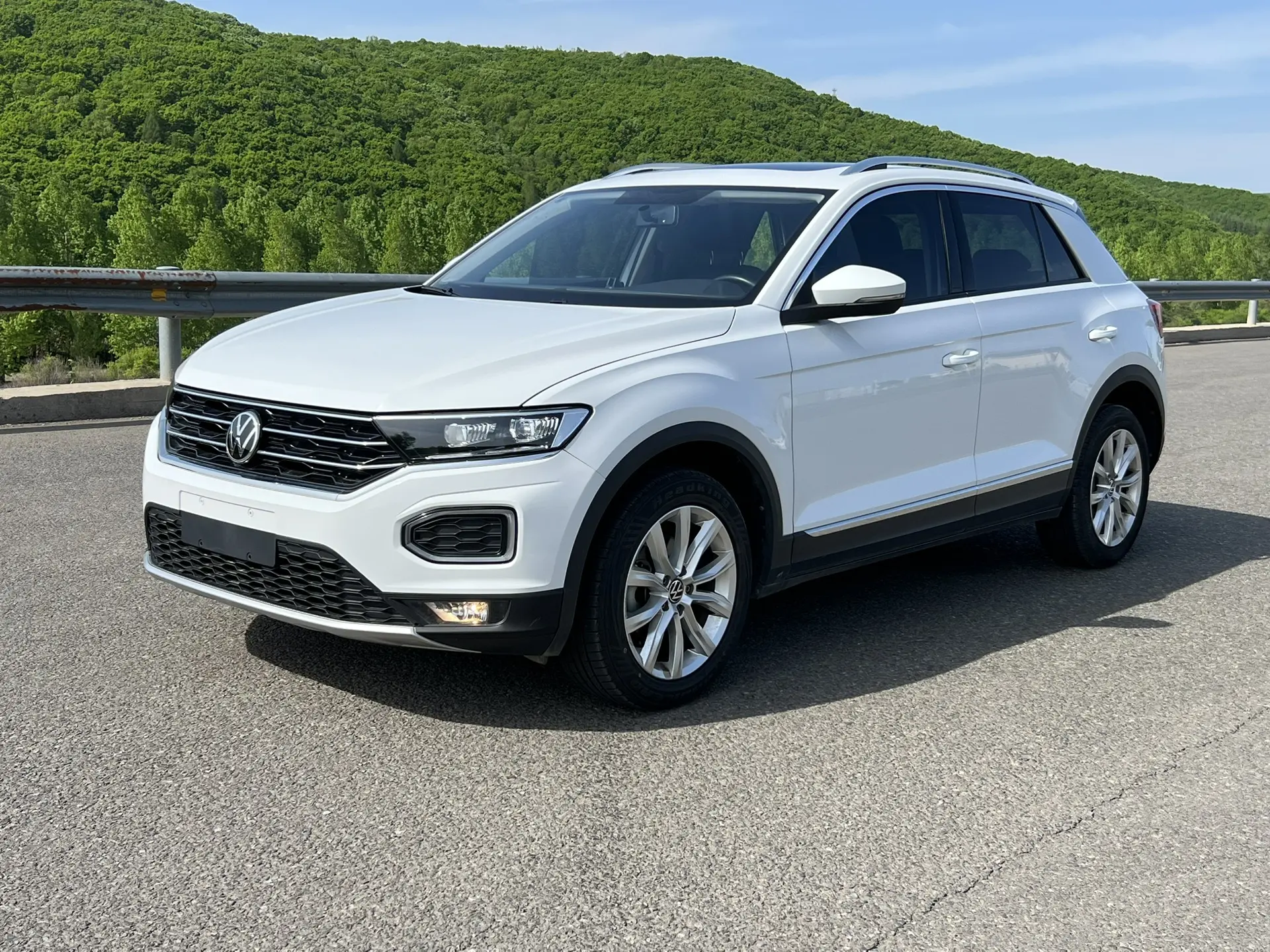 В наличии в Китае!

В свободной продаже!🔥

Готов к отправке! 🚚

Volkswagen T-Roc 🇨🇳
2022 год
V-1