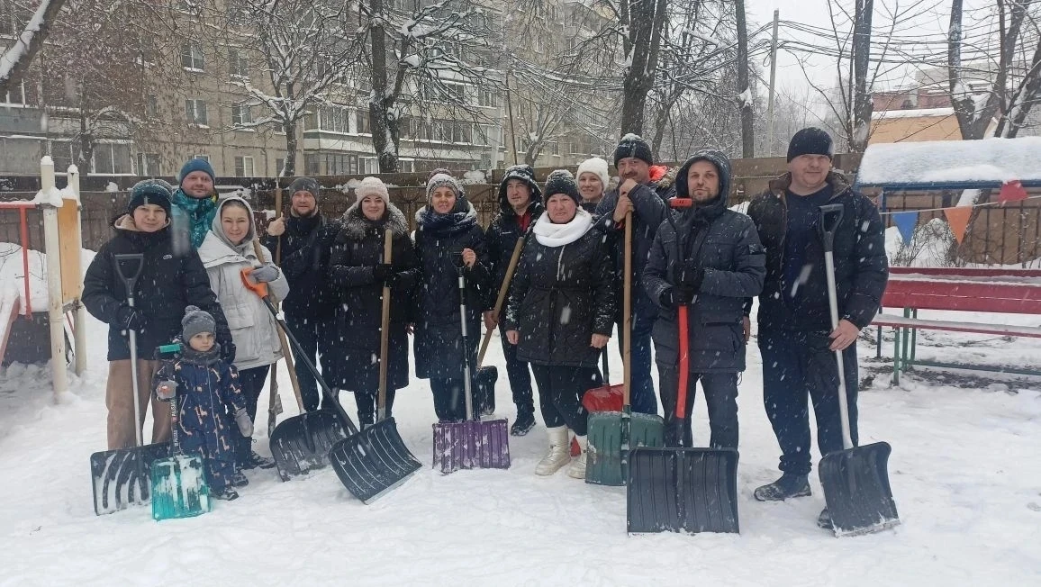 В субботу и воскресенье сотрудники, учащиеся, родители Центра образования, отбросив все свои дела, в