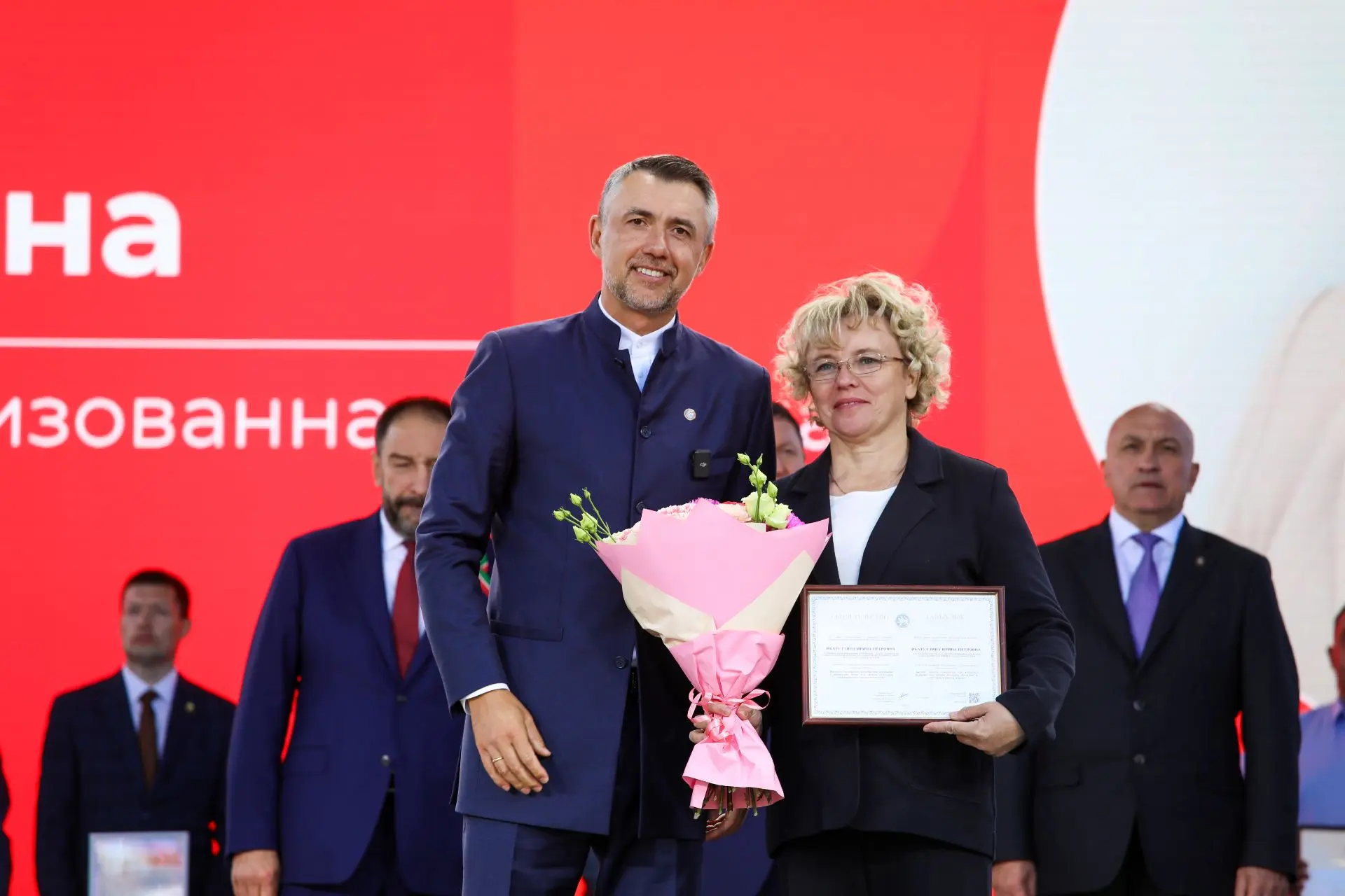 💐В День города наградили бугульминцев - лауреатов Электронной доски почета Татарстана