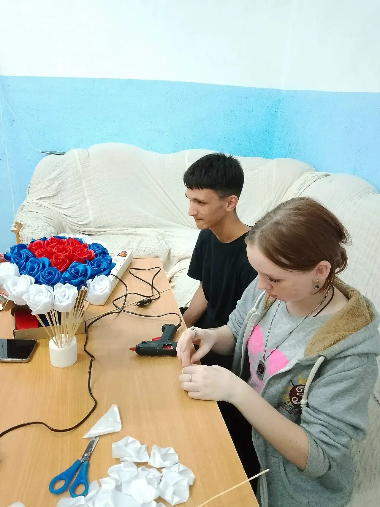 В общежитии № 1 прошло мероприятие, посвящённое Дню России! 🎉 Ребята с энтузиазмом под...