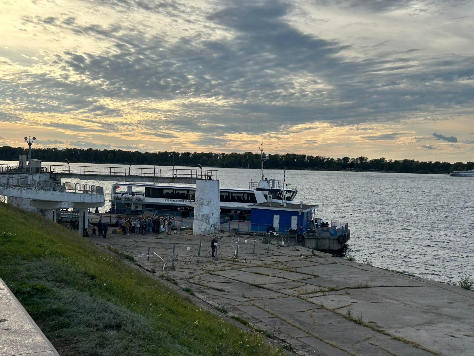 🌫️ В Самаре 6 октября остановили речные переправы из-за тумана
