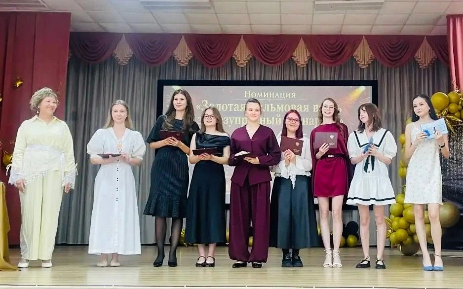 Завершаем рубрику «Звездные выпускники 54» и подводим итог

 В этом году школа № 54 собрала богатый 