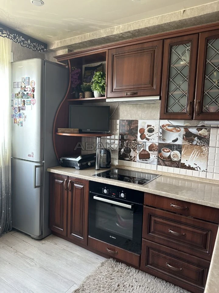 🏠 улица Щорса, 76