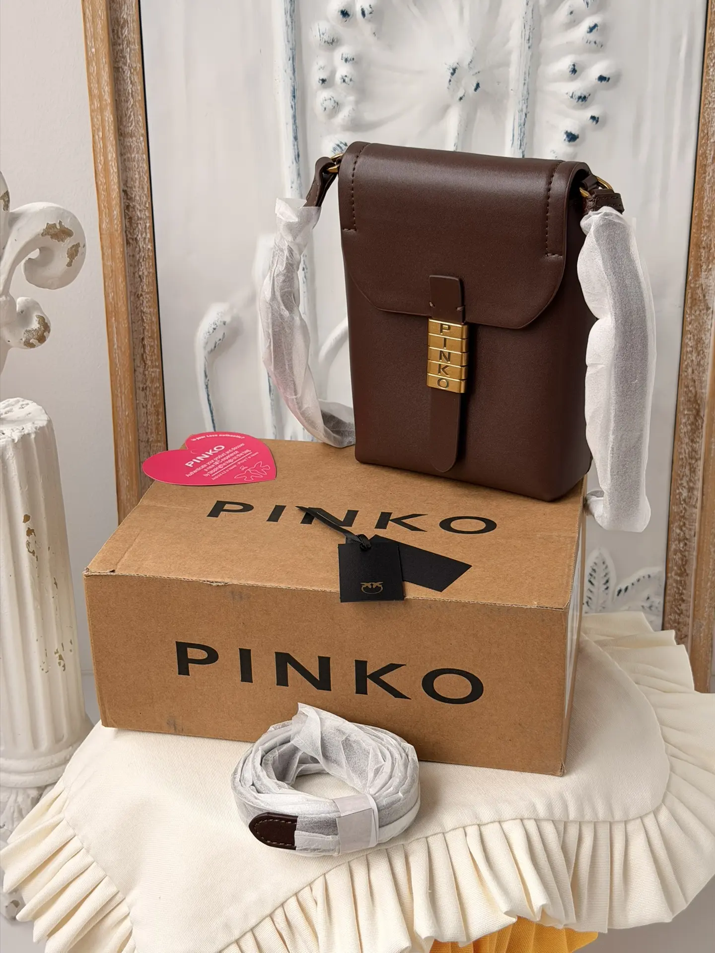 Сумка в стиле Pinko Saddle Phone Case Belt - мини-сумка для телефона из линейки Saddle