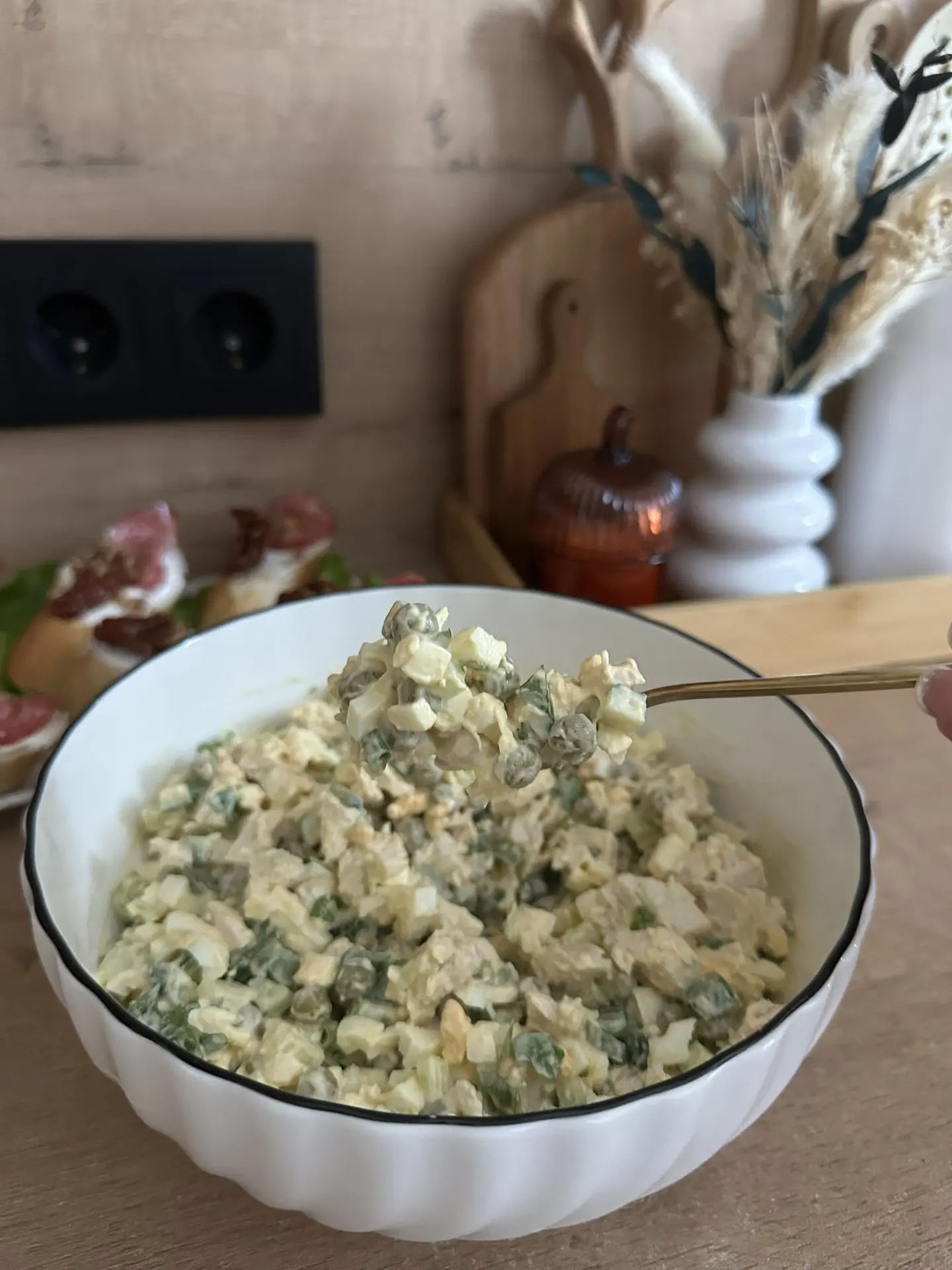 Салат с куриной грудкой