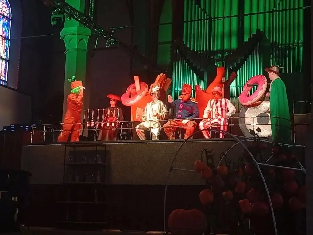 Смена в летнем лагере «Непоседы» продолжается!
🎭Сегодняшний день в лагере получился по‑настоящему п