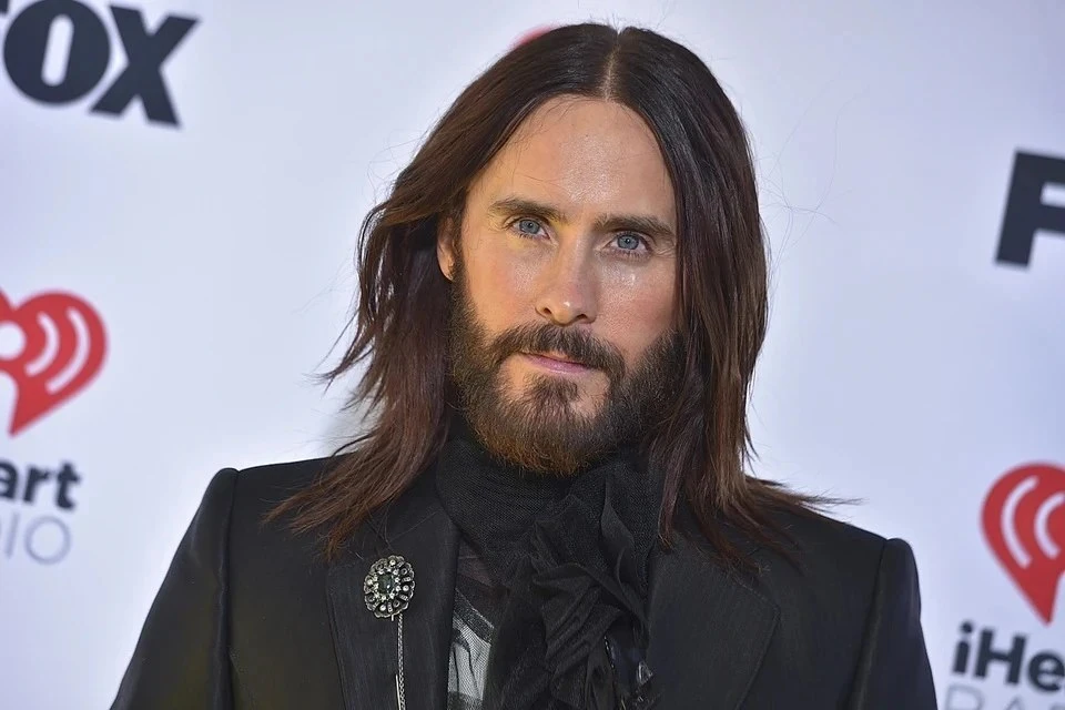 Джареда Лето, актёра и солиста 30 Seconds to Mars, обвинили в сексуальных домогательствах — девушки 