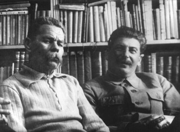 В 1921 году Горький уехал за границу и не планировал возвращаться на Родину.