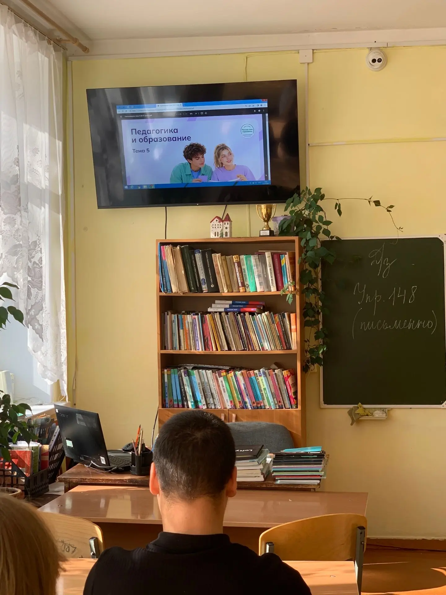 Сегодня в 11 классе на внеурочном занятии " Россия- мои горизонты" речь шла о профессия...