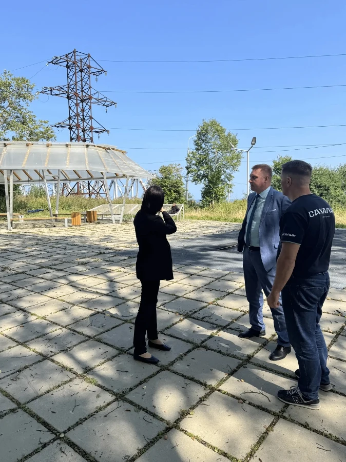 ➡️Еще одной точкой посещения стали общественные пространства в Макаровском районе, благ...
