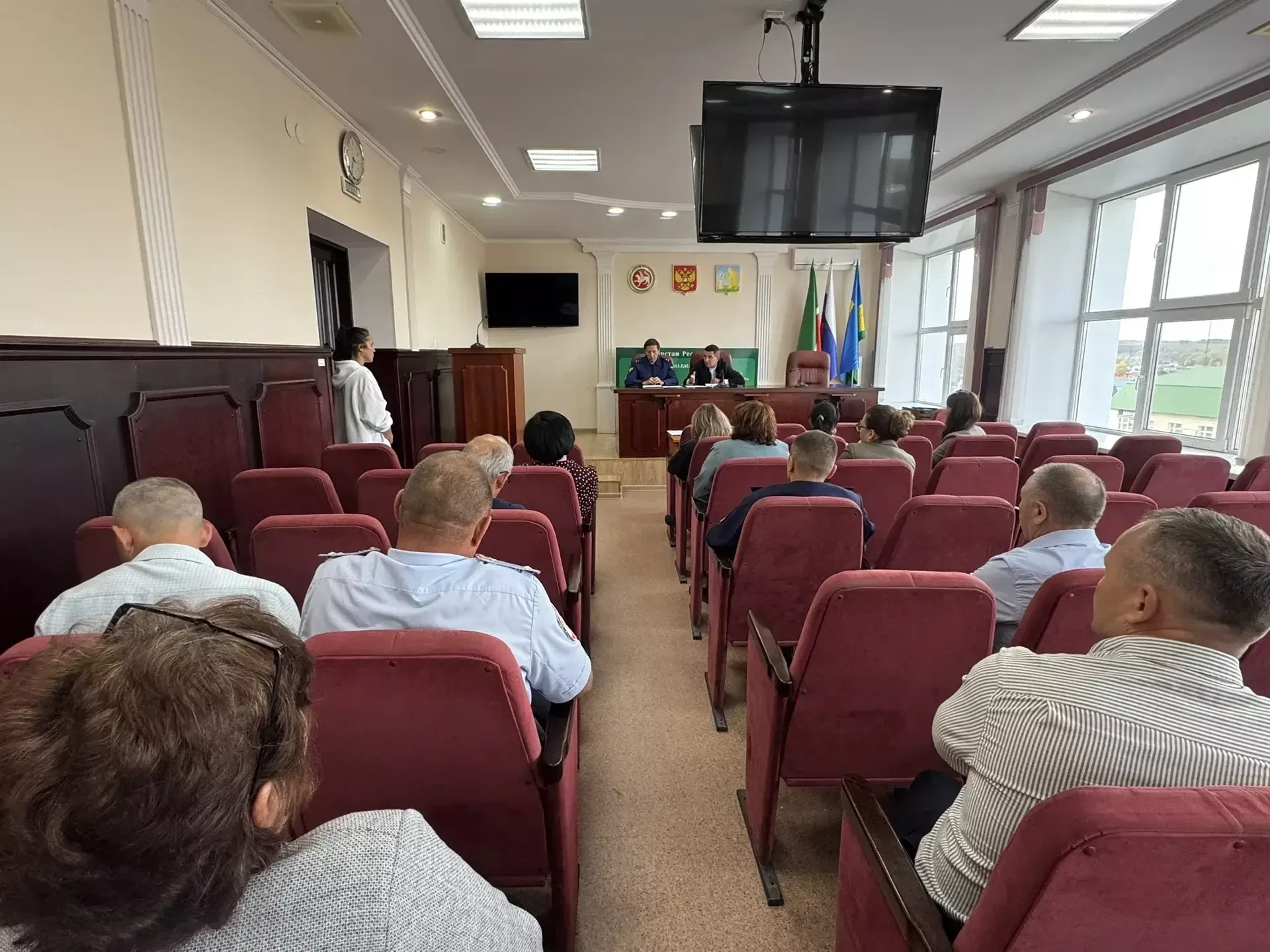 Комендант сәгате һәм балалар иминлеге.