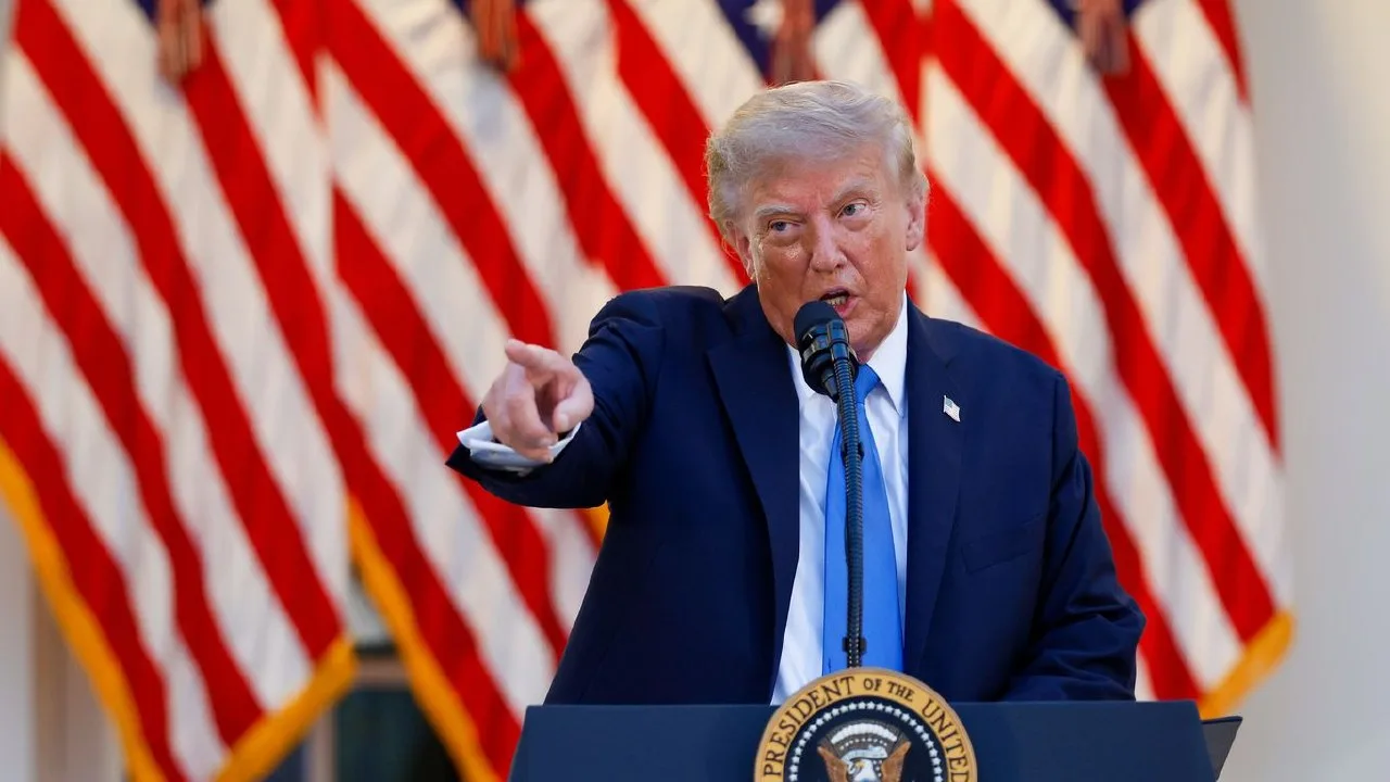 Консерваторы дистанцируются от президента Трампа. Сегодня начинается , на котором админ...