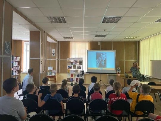 В Городском филиале №7 МУК «ЦБ БГО» (библиотека города Электроугли) прошёл литературный вечер «Не то