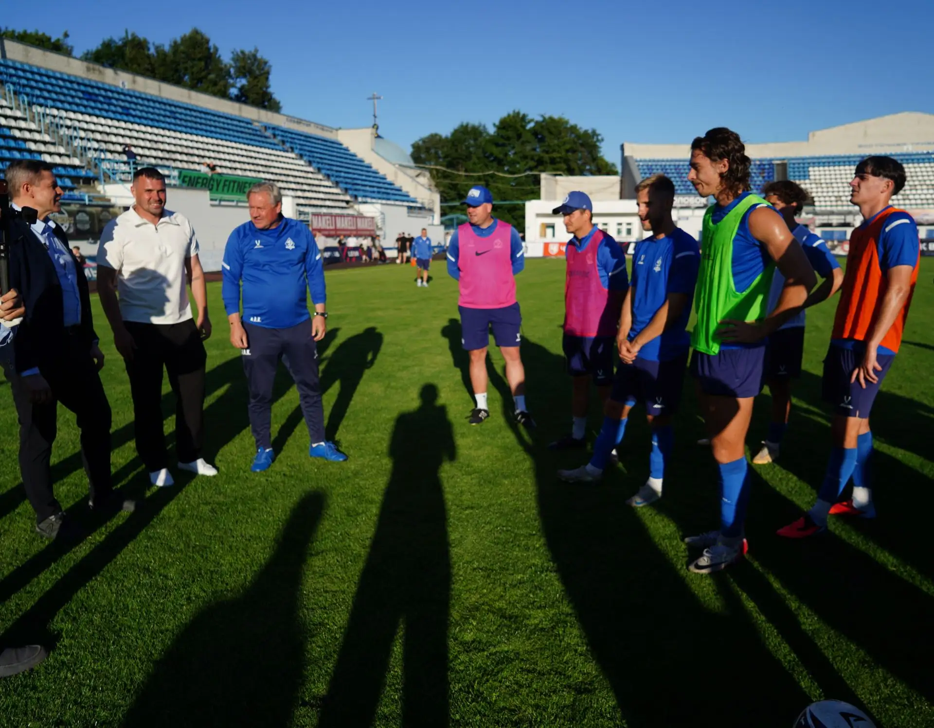 ⚽Перед началом нового футбольного сезона посетил открытую тренировку «Динамо-Брянск».