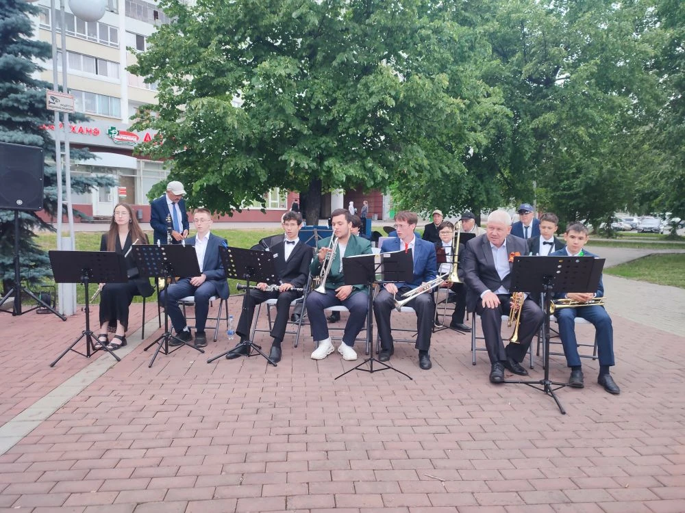 ☀🎶 В рамках проекта «Лето в Татарстане» в сквере имени Титова прошел яркий музыкальный...