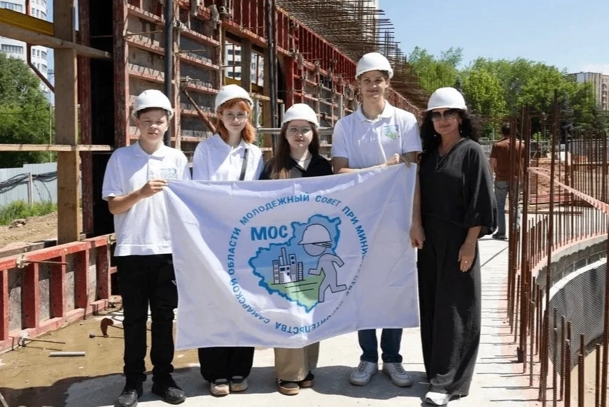 🏗️ Стань частью команды, которая меняет Самарскую область!
 
Молодежный общественный совет при Мини