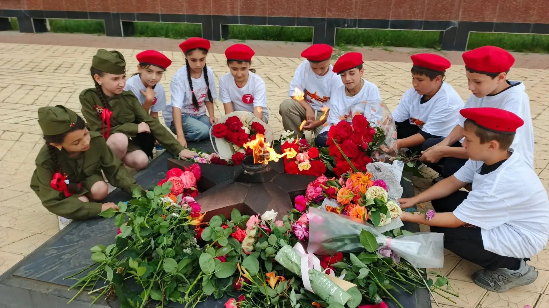 🎗️Сегодняшний день в пришкольных лагерях Сулейман-Стальского района стал особенным благодаря сочета