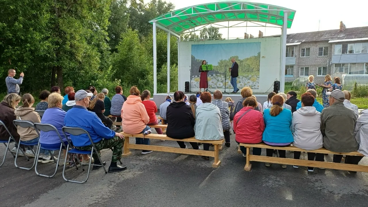 📅❤8 июля в России отмечают один из самых светлых и теплых праздников — День семьи, любви и верности