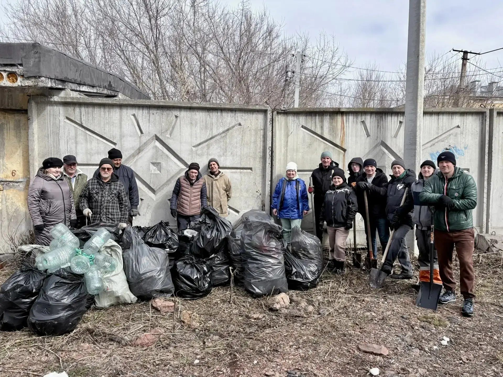 Сезон большой уборки продолжается!  🗓 Сегодня во всех муниципалитетах работники предприятий, муницип