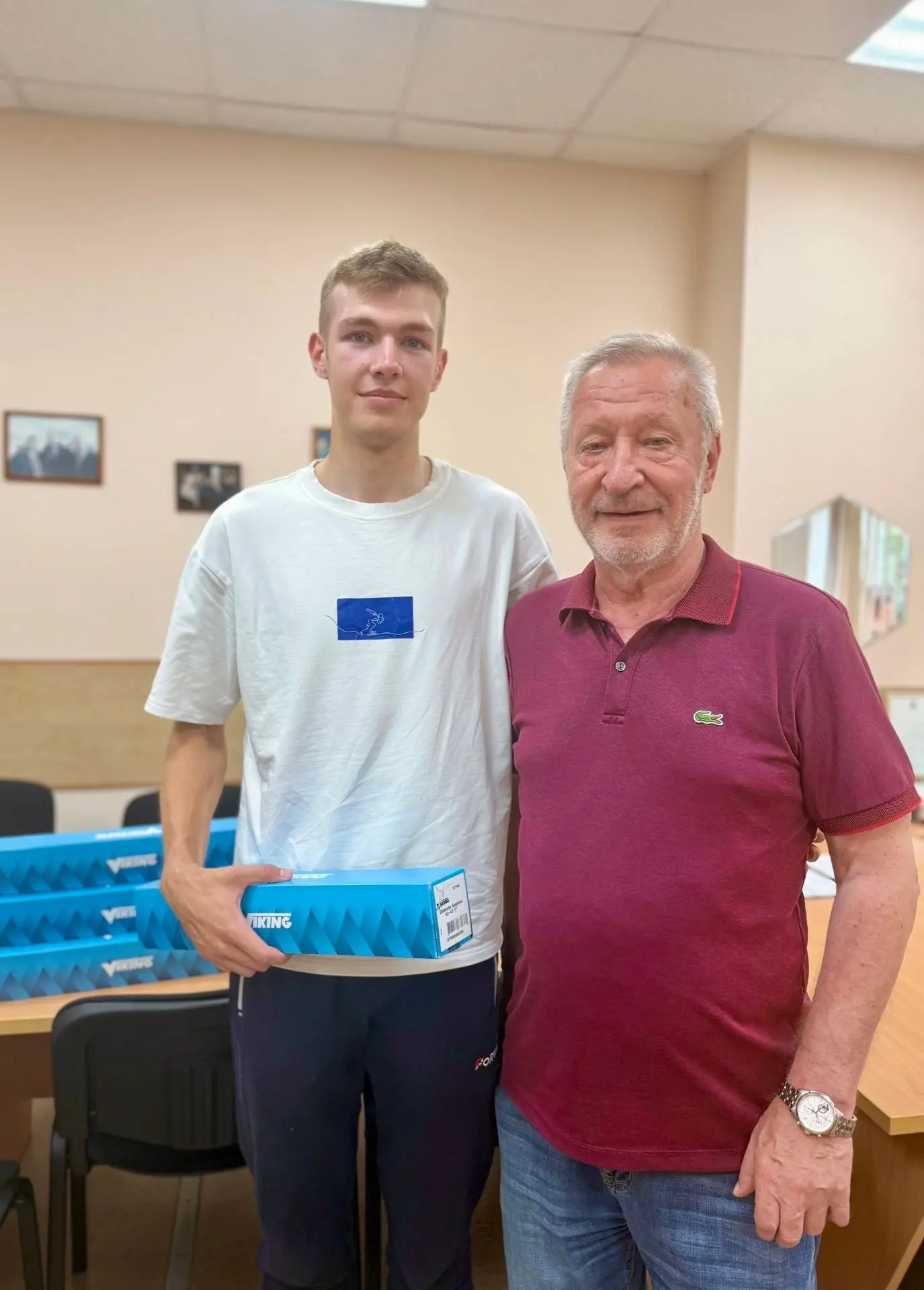 Южноуральские конькобежцы получили новые лезвия от Союза конькобежцев России!