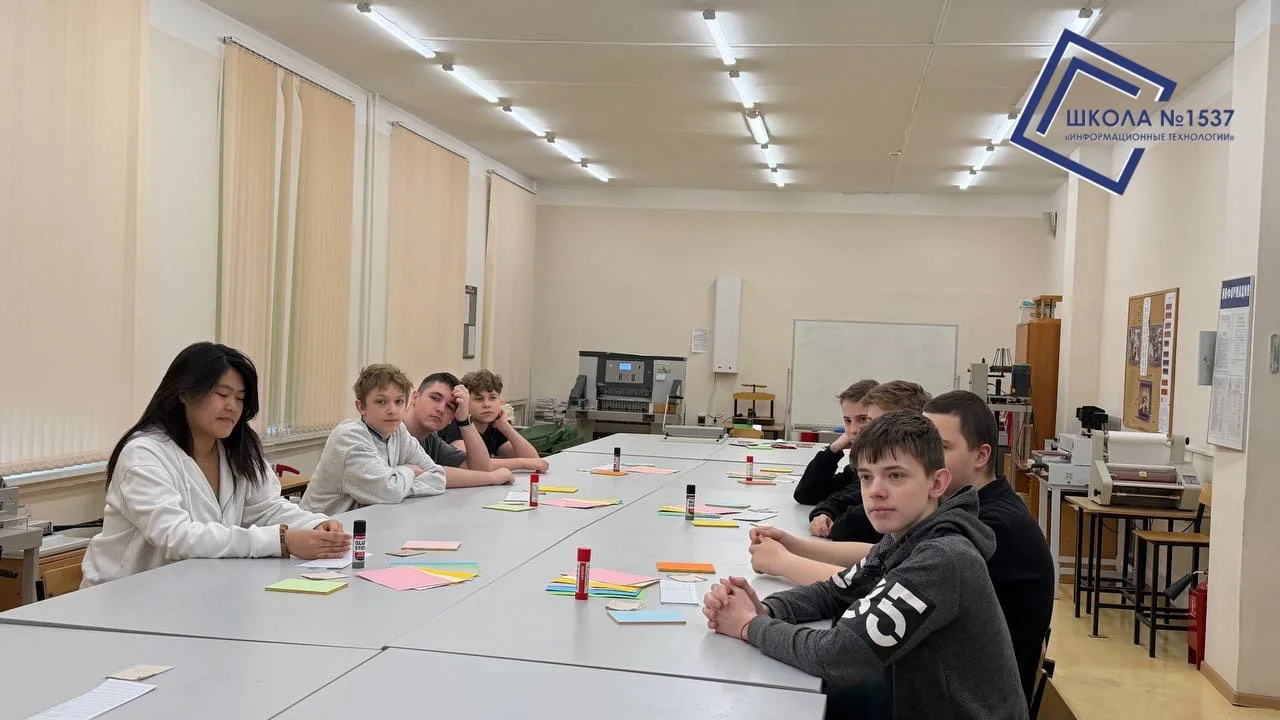 🎓Ученики 9В и 9Н классов, под руководством социального педагога Анжелики Нуртдиновой Николаевой, сов